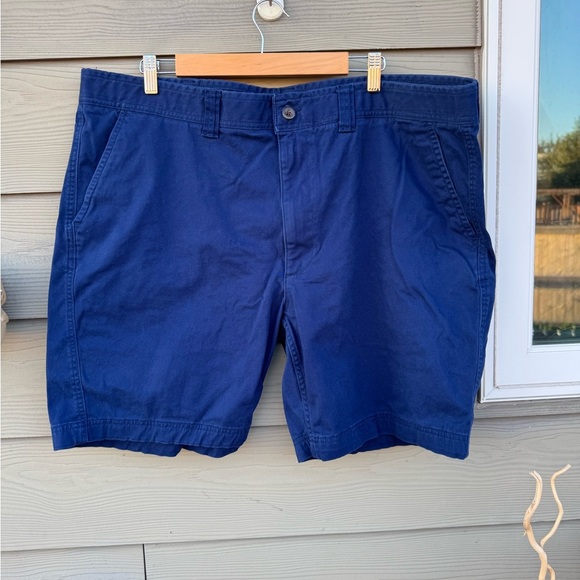 St. John's Bay Blue Flat Front Shorts - Picture 1 of 5